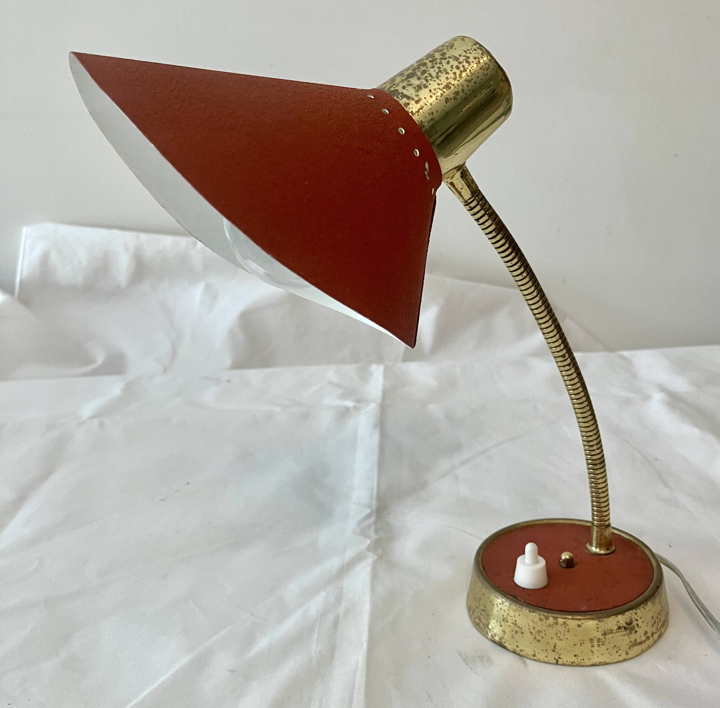 Cocotte lamp from the 1950s, painted metal and brass.