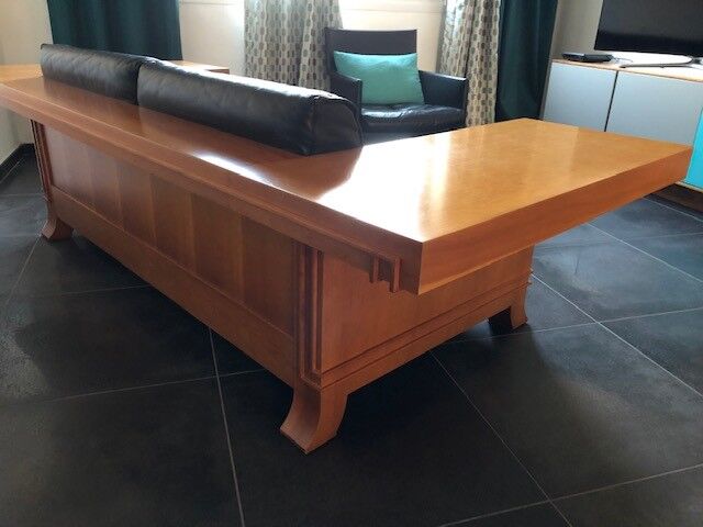 Frank Lloyd Wright's Robie 3 sofa for Cassina