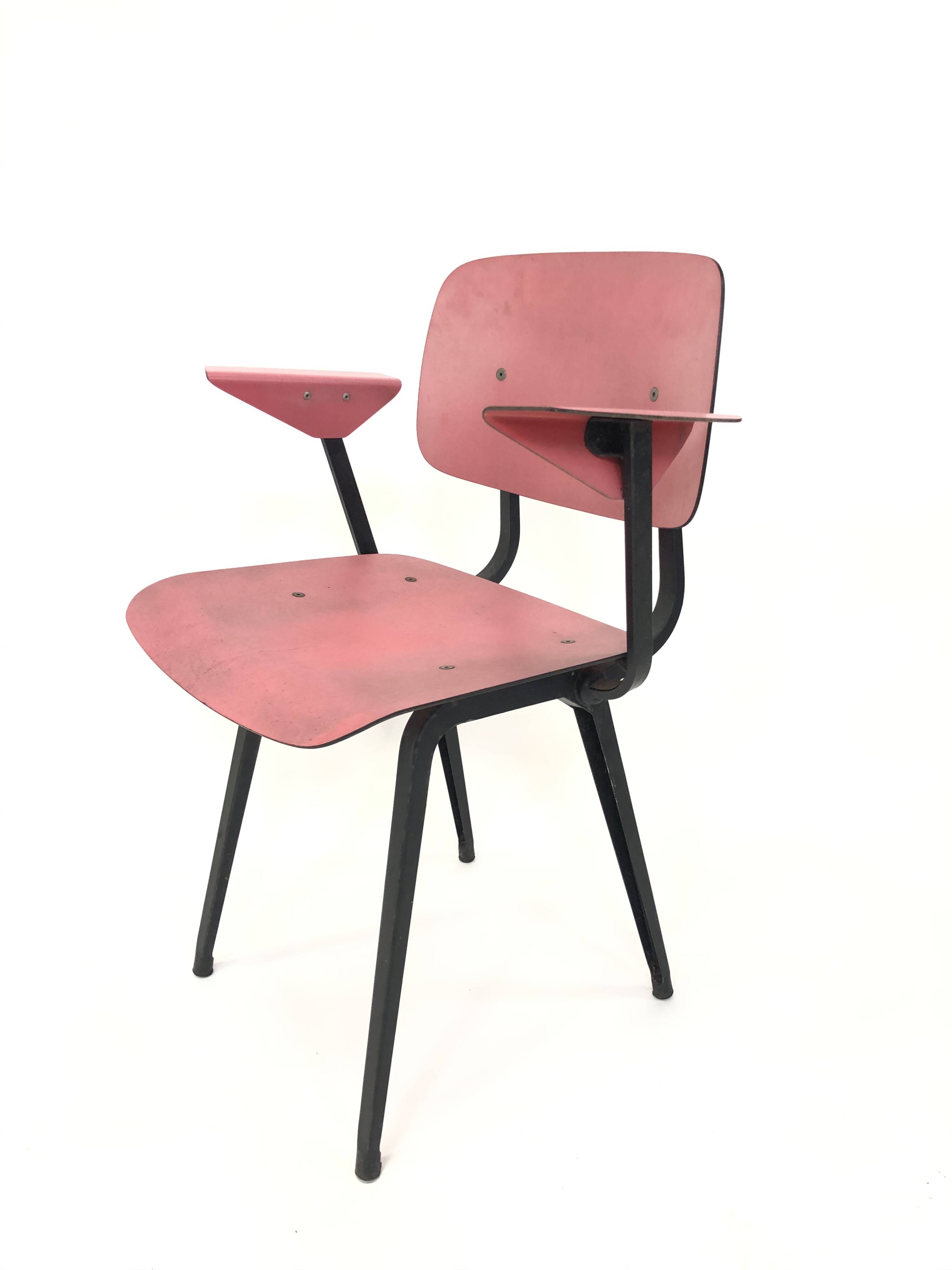 Set of 4 Friso Kramer Revolt chairs first edition with armrests