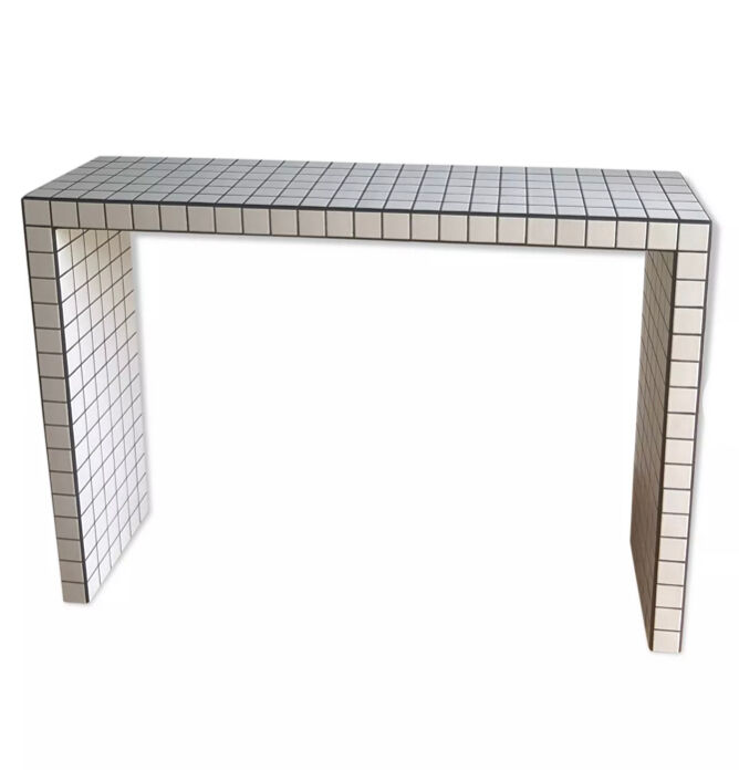 Console tiles mosaic white and black