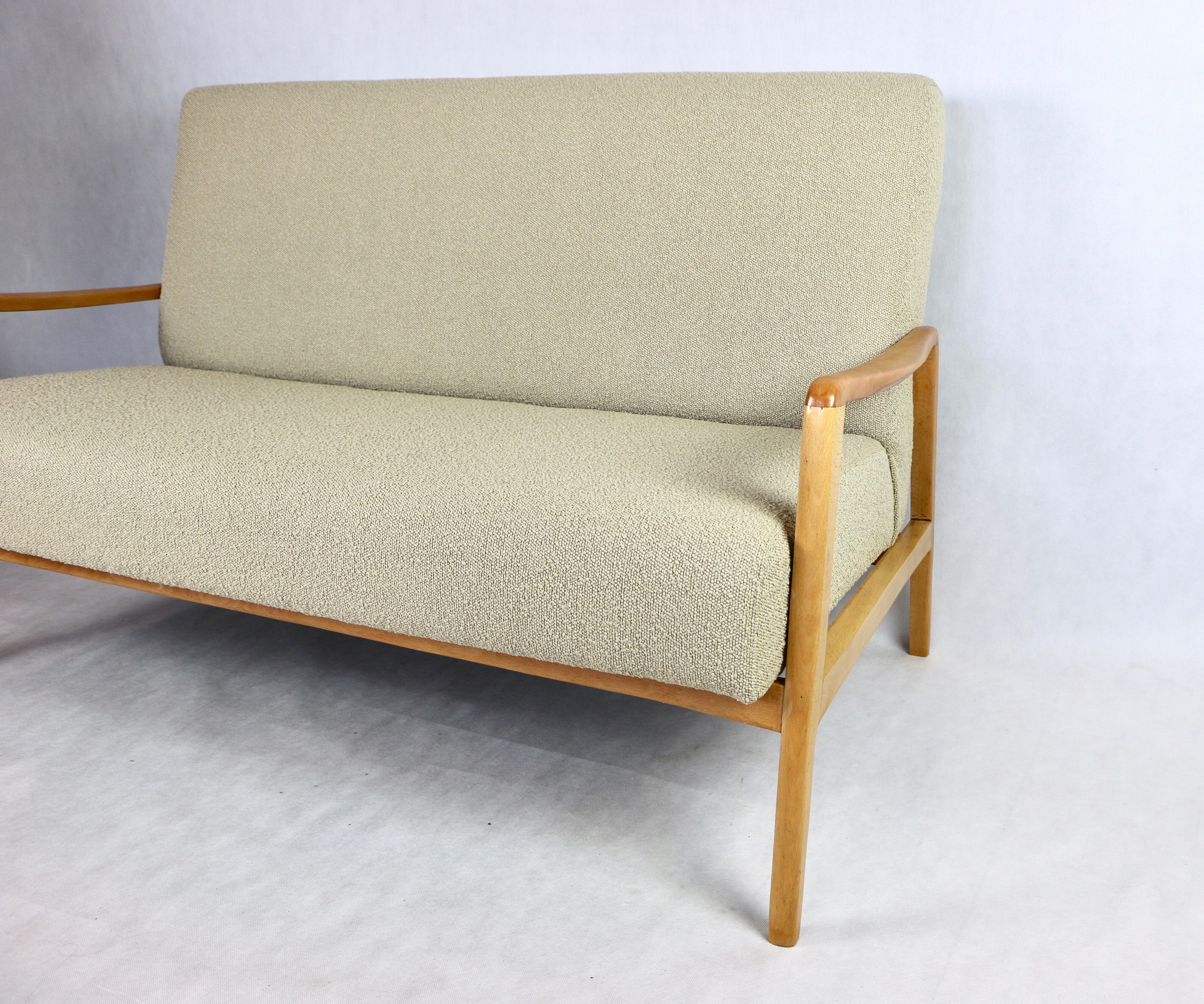 Vintage beige boucle 2-3 person sofa, 1970s