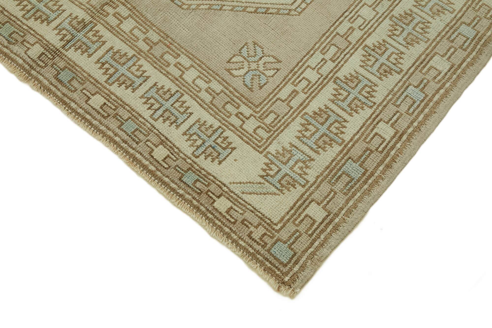 Turkish Vintage Anatolian Rug 127 cm x 180 cm