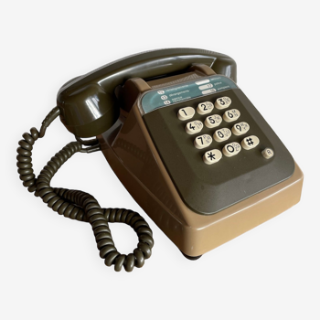 Socotel phone with keys from the 80s