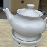 Teapot in white porcelain