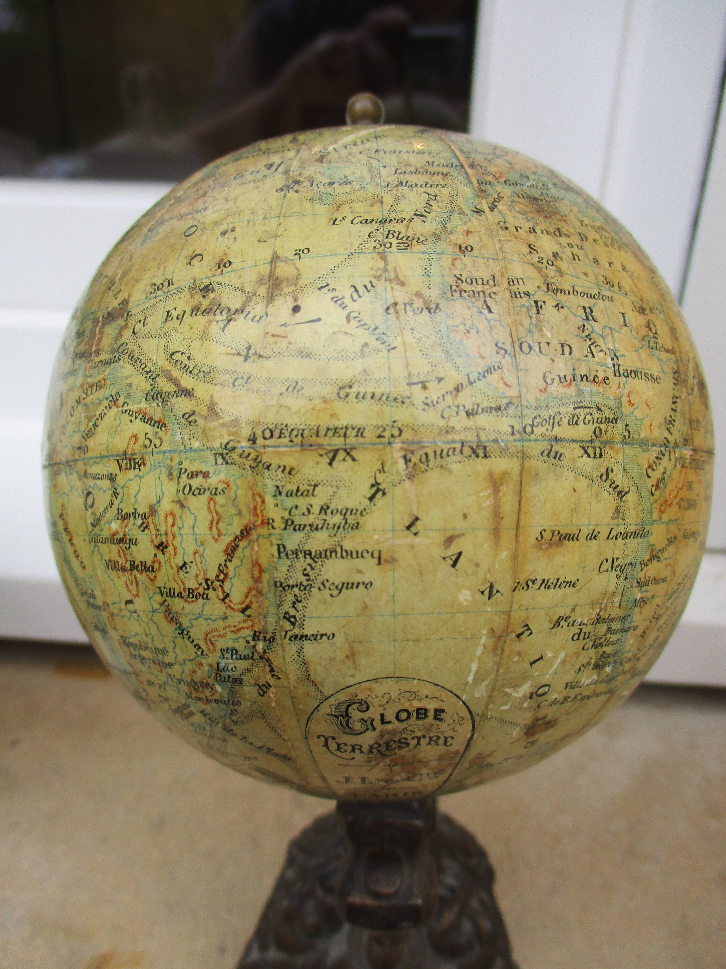 Globe signed j.l. & cie paris j. lebègue