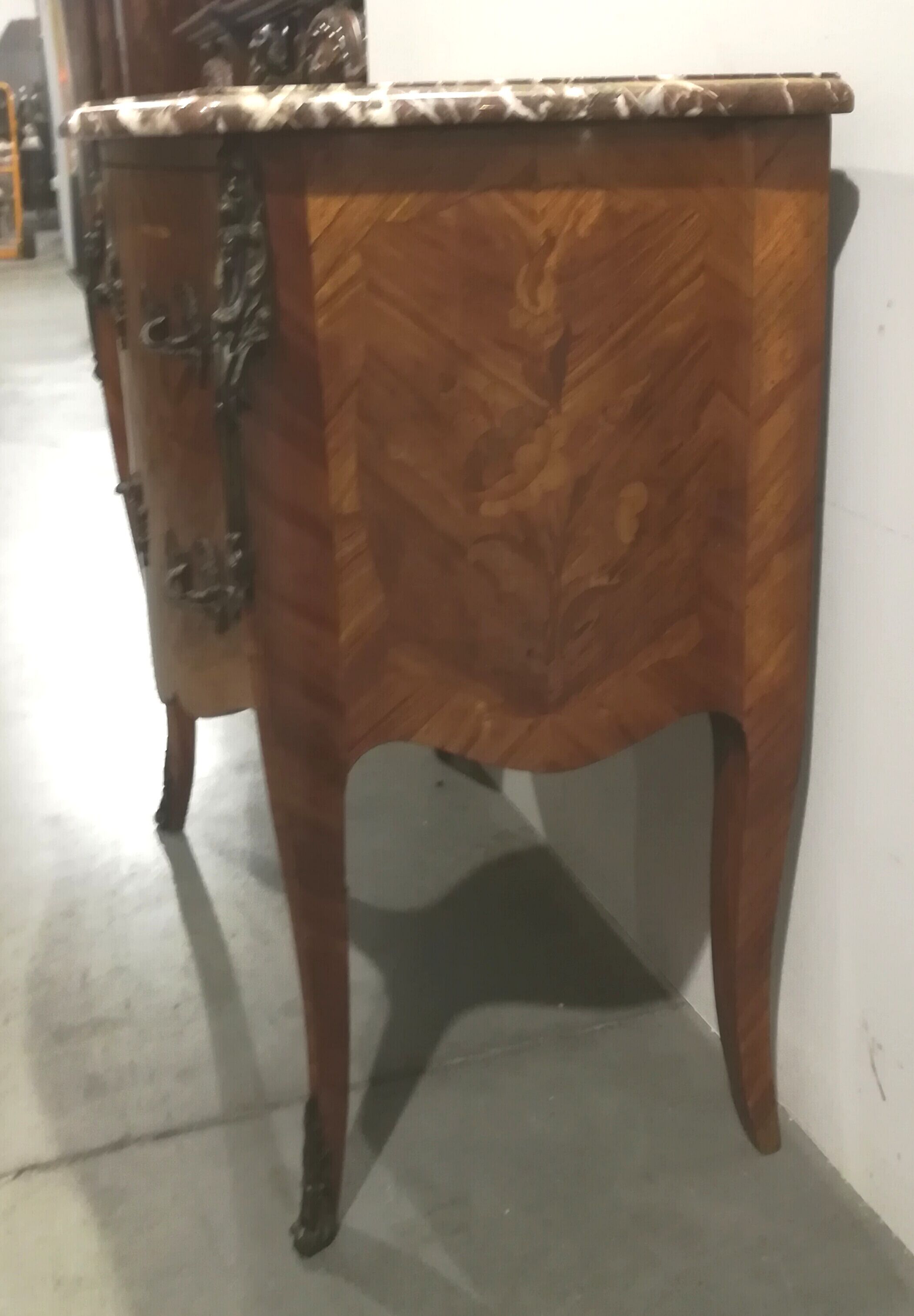 Dresser Louis XV style with marquetry