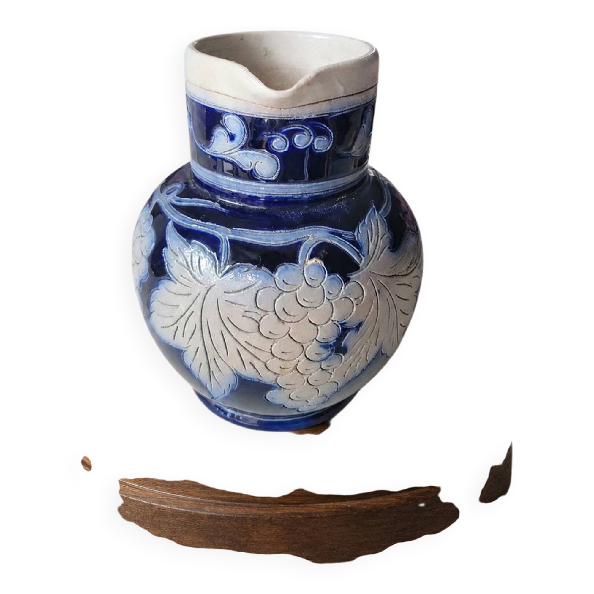 Pichet ancien Reinhold Merkelbach Grenzhausen – Grès bleu cobalt – Décor ra