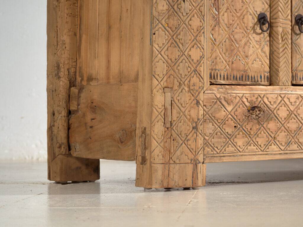 Old carved pine wood buffet – China, circa 1900