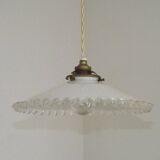 Suspension Art déco en opaline plissée blanche, France