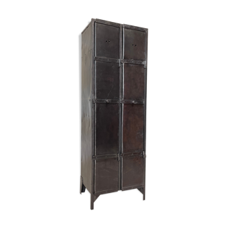 Industrial cloakroom in metal