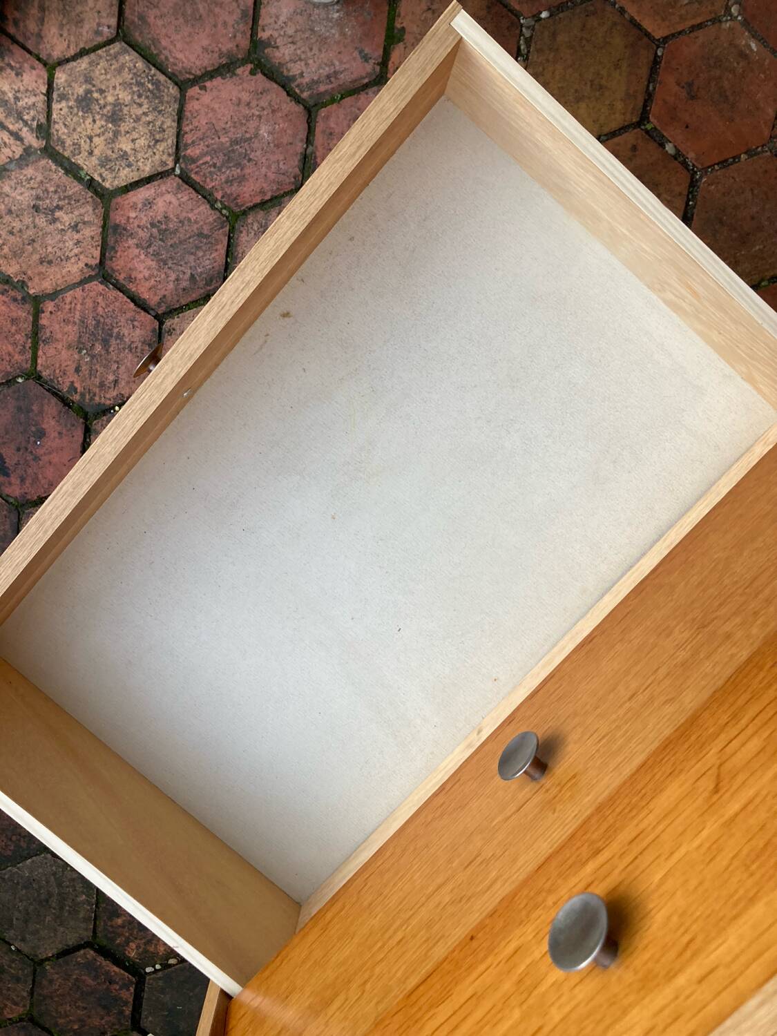 Commode vintage