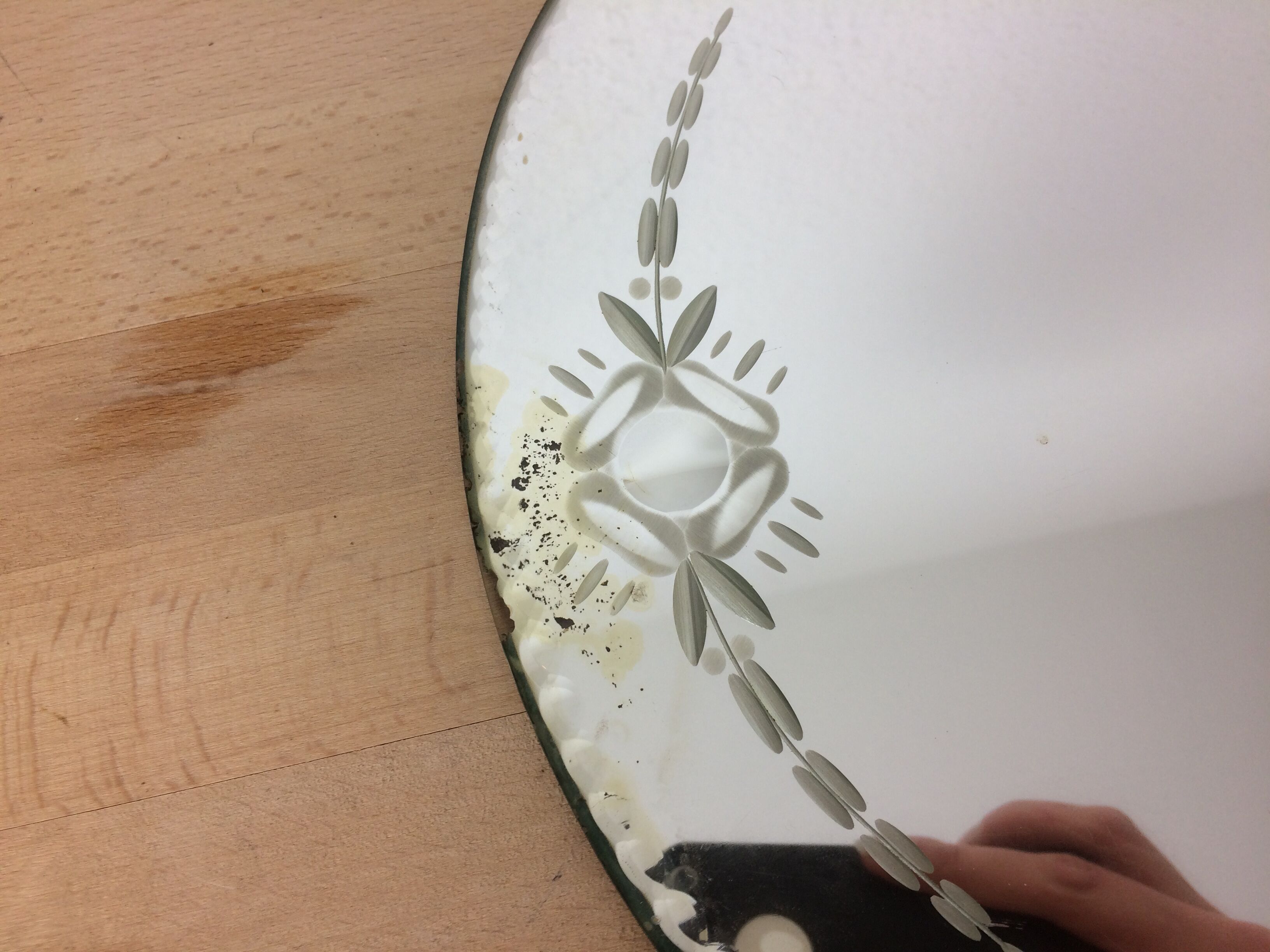 Mirror bevelled glass flowers 48x34 cm