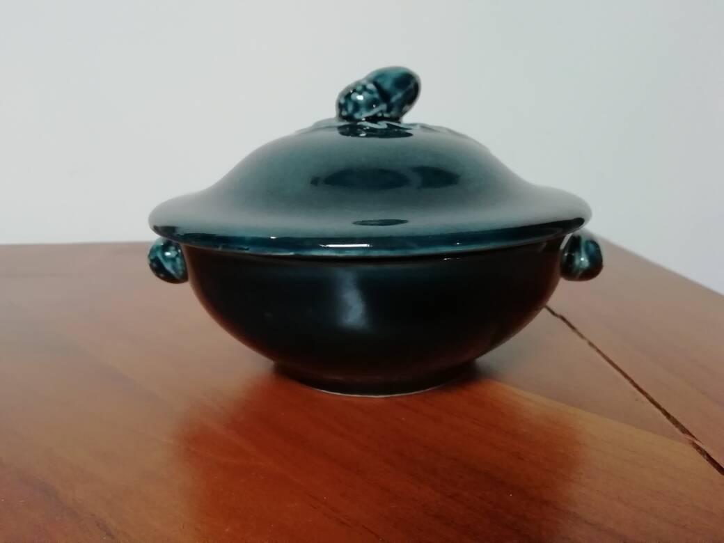 Portuguese ceramic candy box