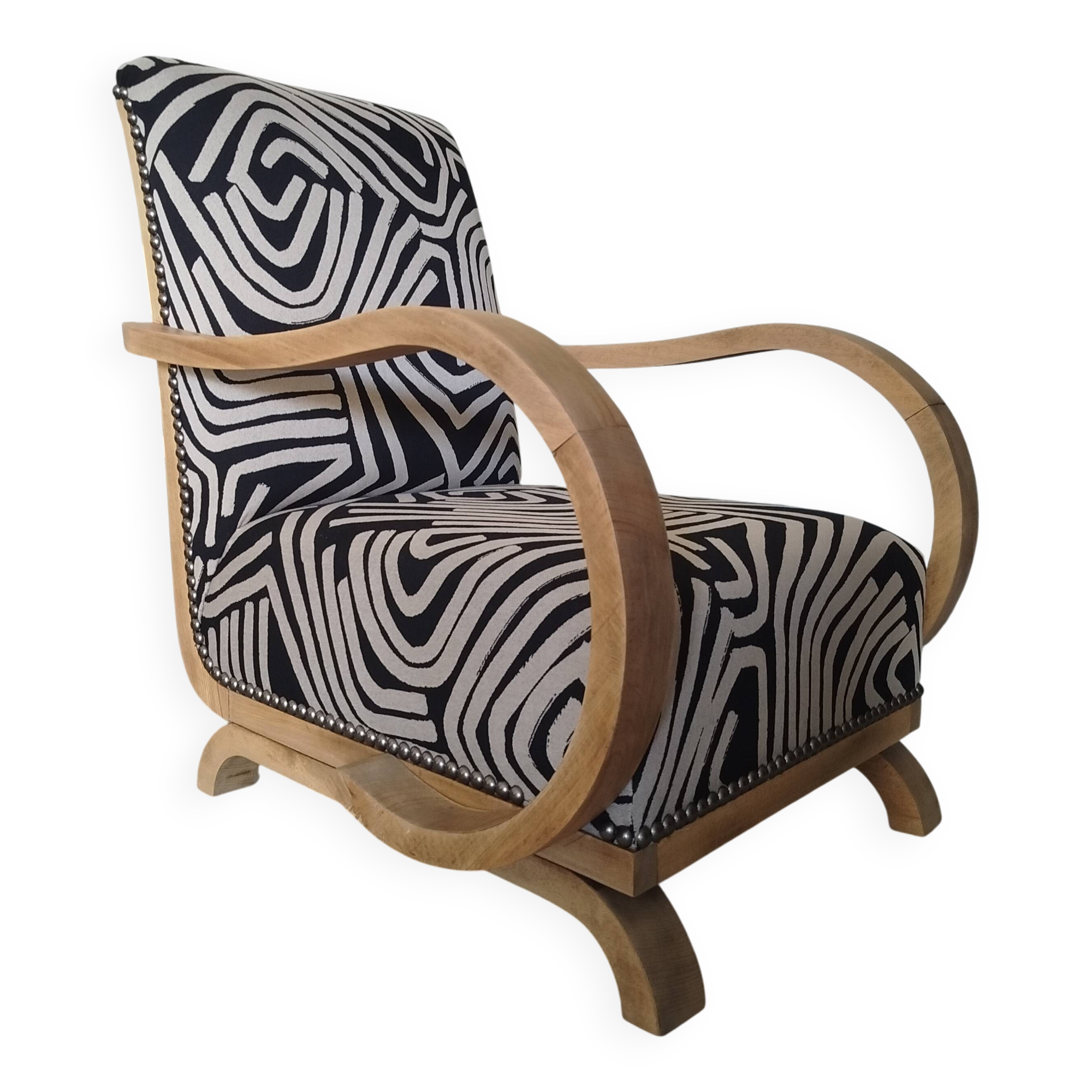 Art Deco armchair from the 30s/40s.