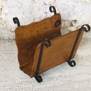 Porte revues vintage en bois et fer forgé circa 1950s