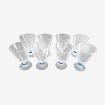 Set of 8 Luminarc wine glasses