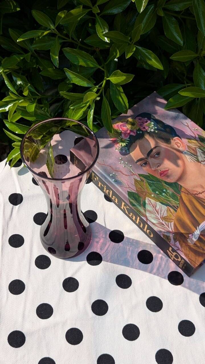 Transparent glass vase