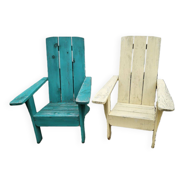 Paire d'anciens fauteuils de jardin en bois peint