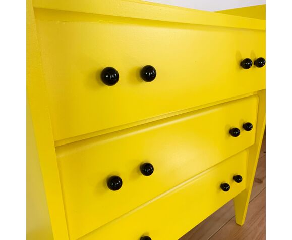 Vintage yellow chest of drawers from Naples