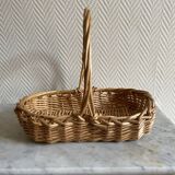Small beige wicker basket