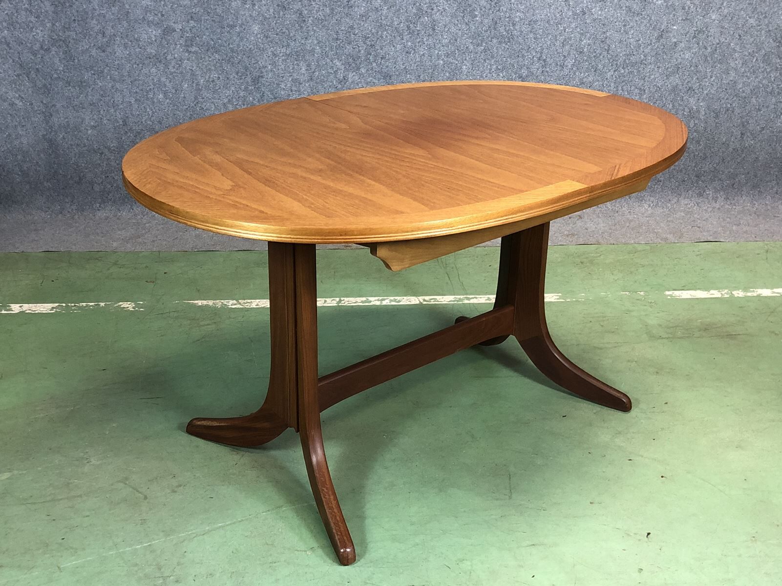 Scandinavian style teak table - 70s