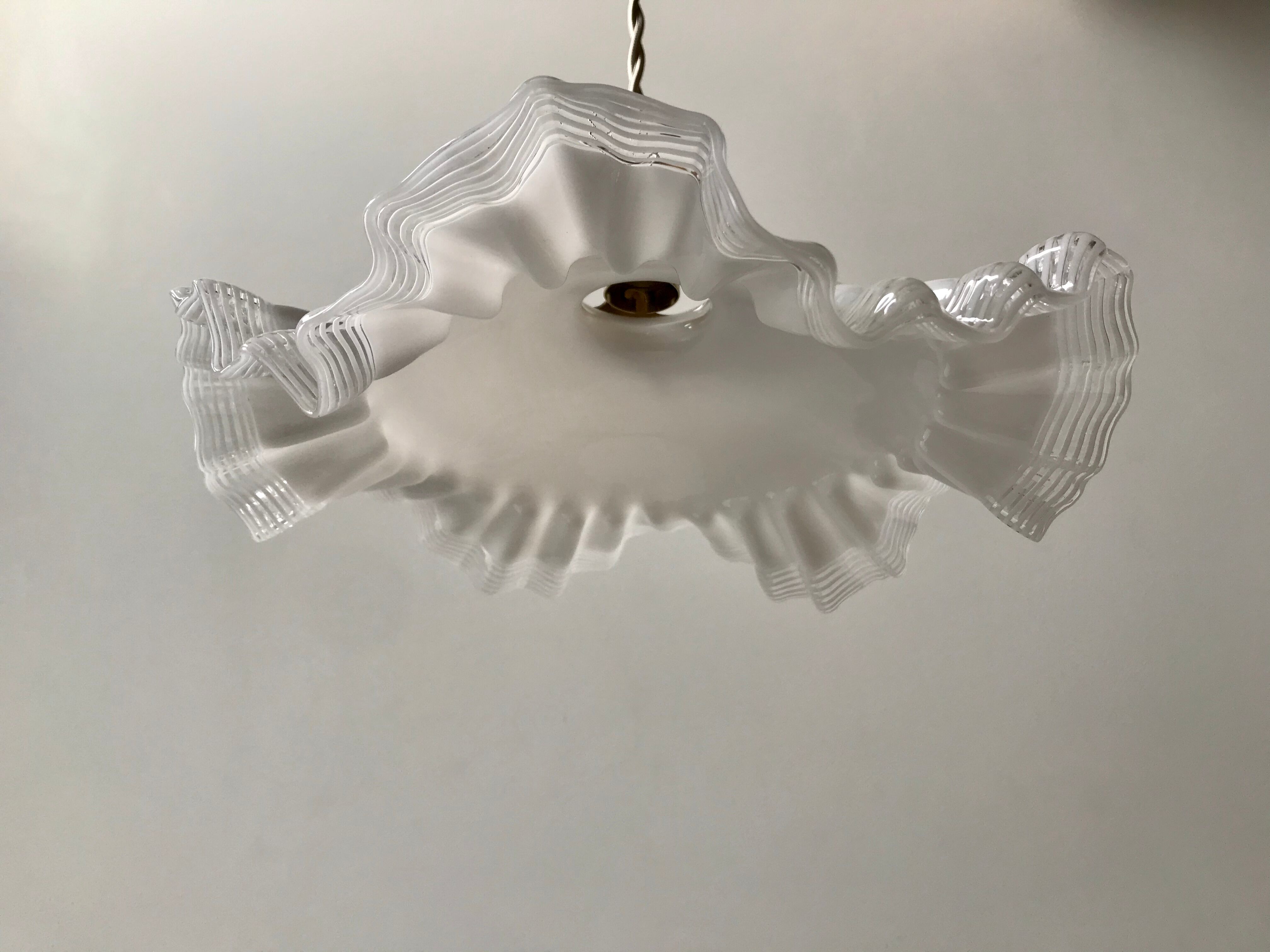 Opaline suspension in pleated glass 40s-50s