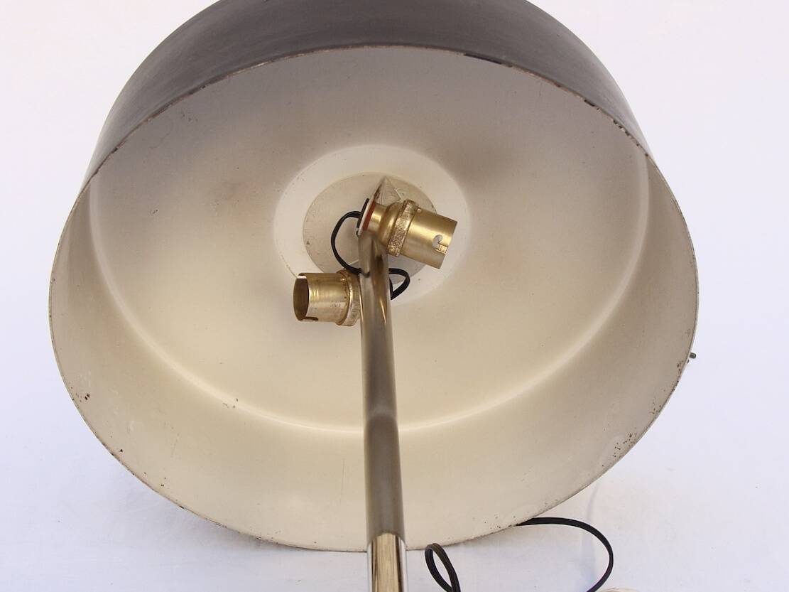 Designer desk lamp 1950, lacquered metal and chrome.