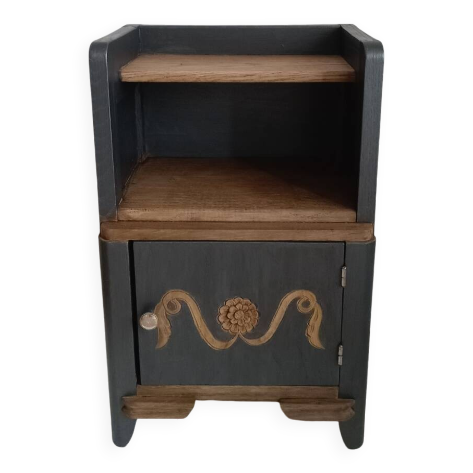 Bedside table / Side table