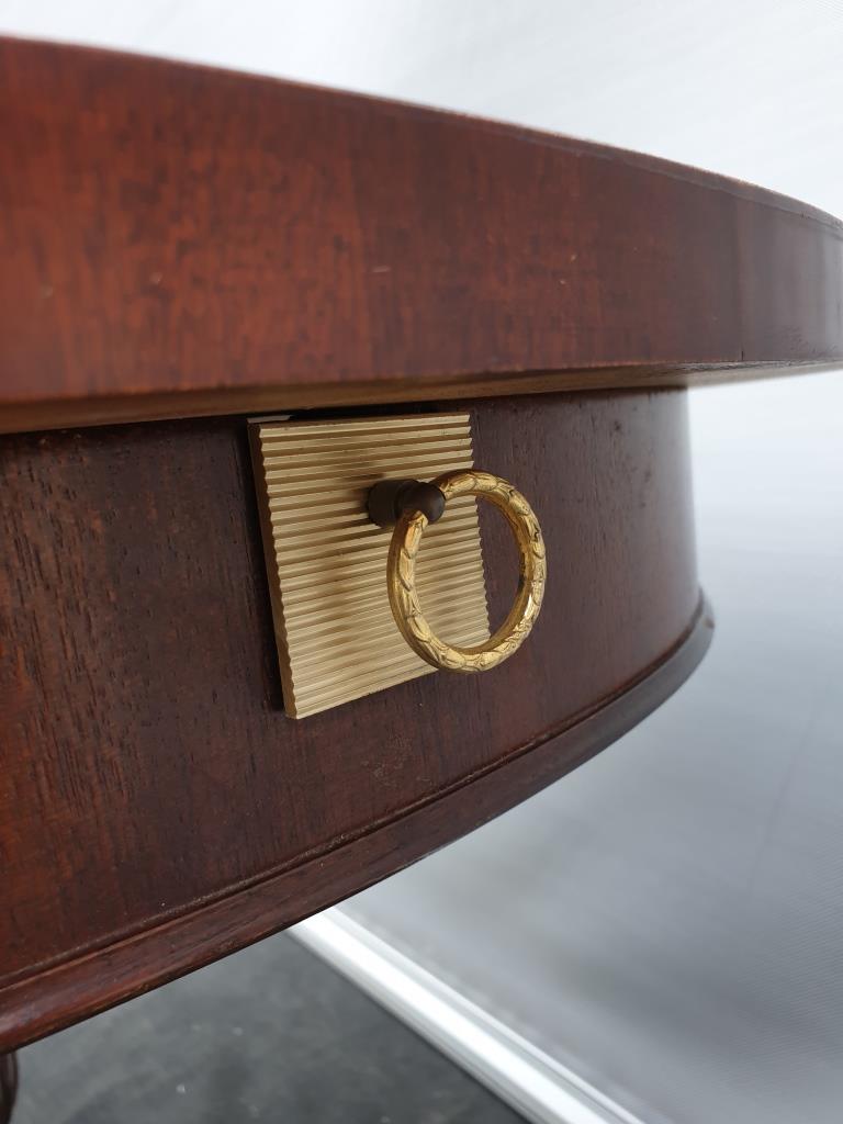 English regency oval table from 6 to 12 guests