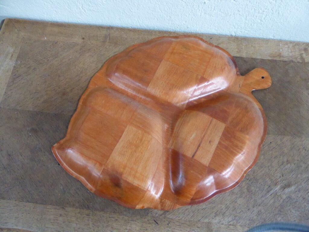 Platter appetizer sheet, wooden, vintage 1970, 3 compartments