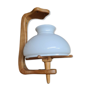 Suspension vintage avec opaline "votre maison" de Guillerme & Chambron en bois