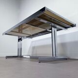 Extendable chrome dining table