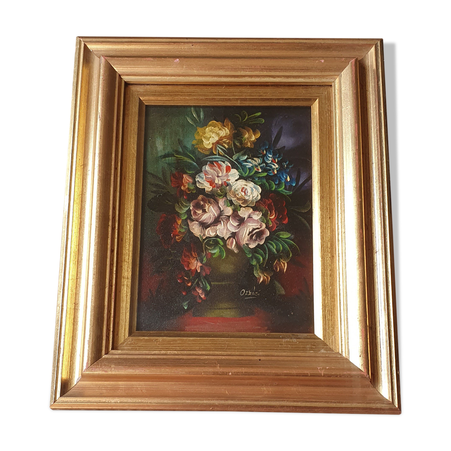 Table bouquet of flowers