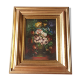 Table bouquet of flowers