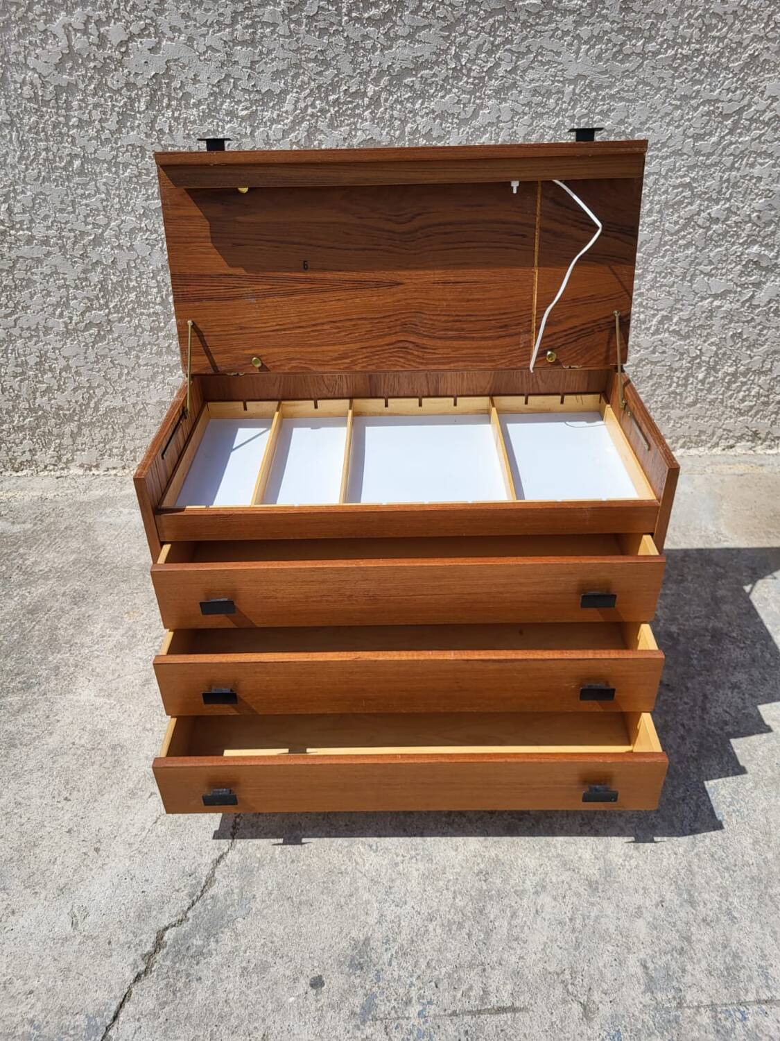 Vintage Scandinavian teak chest of drawers with 3 drawers and a chest