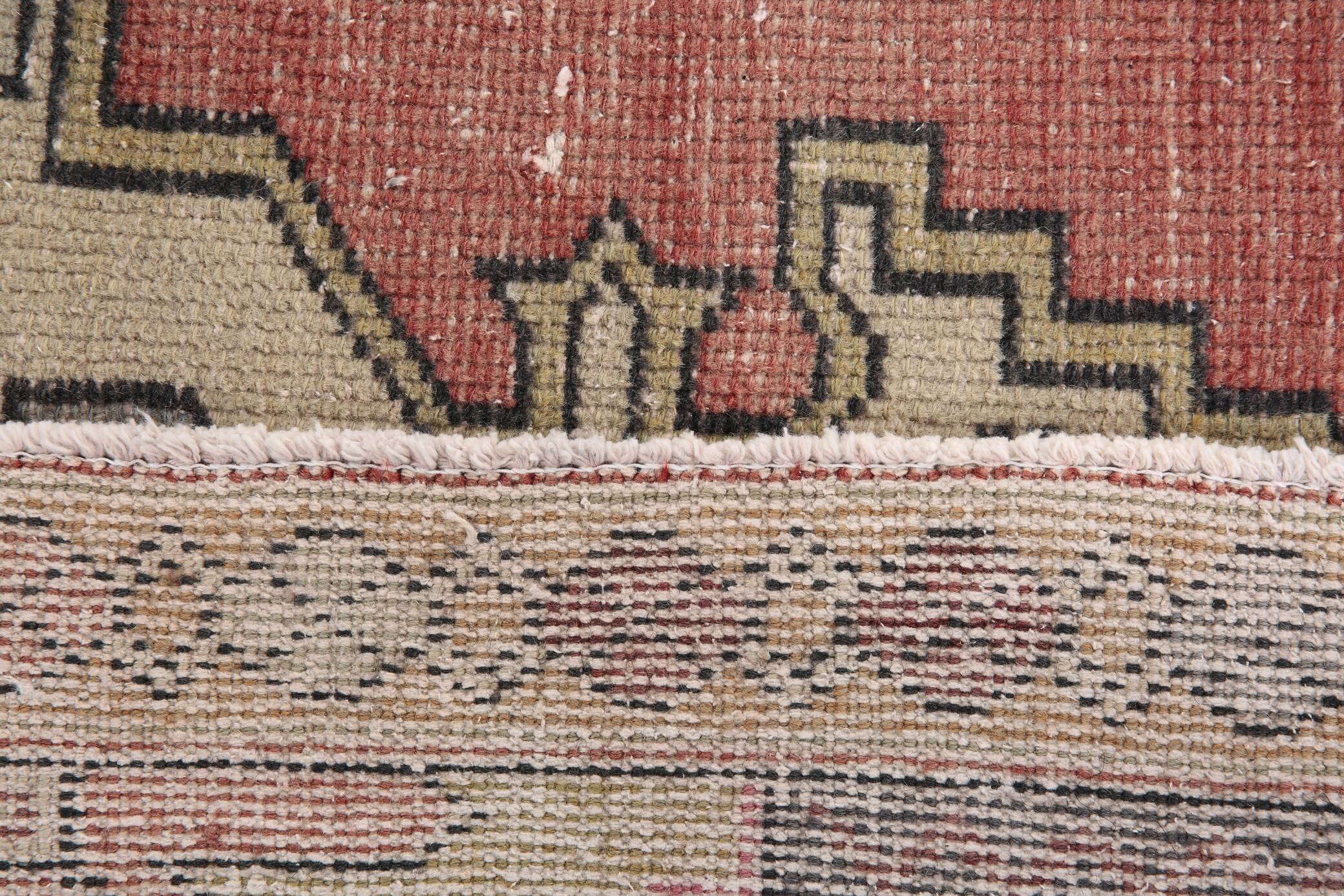 5x8 Vintage Faded Pink Persian Vintage Rug, 137x247Cm