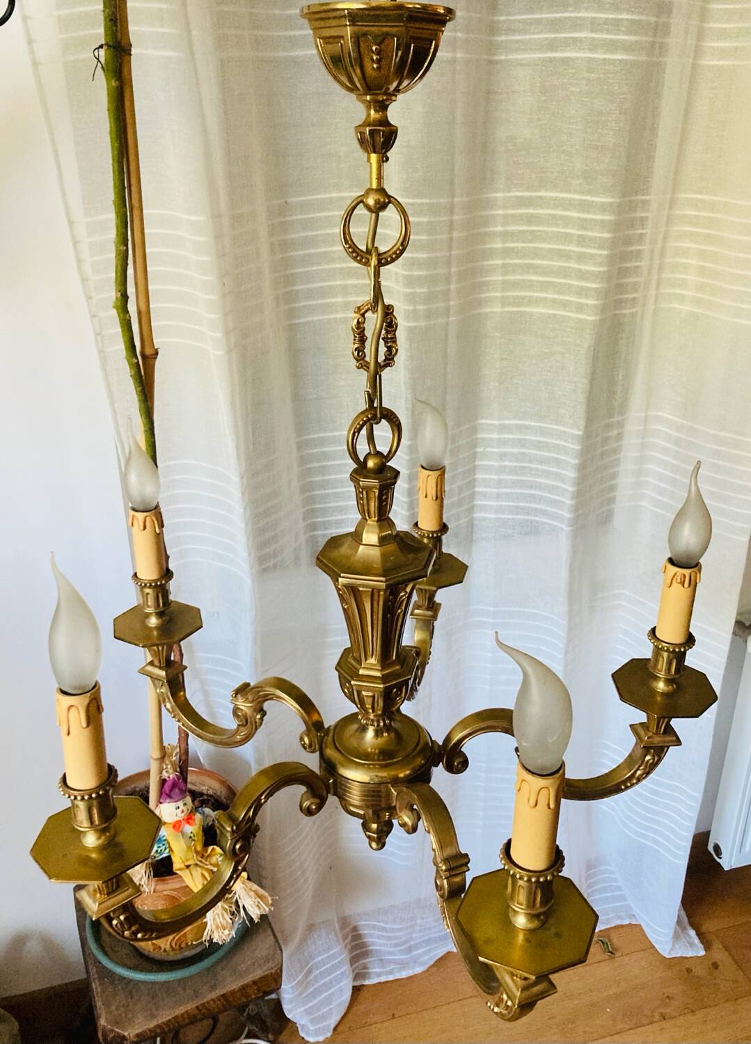 Louis XVI chandelier, 20th century, in solid gilded bronze