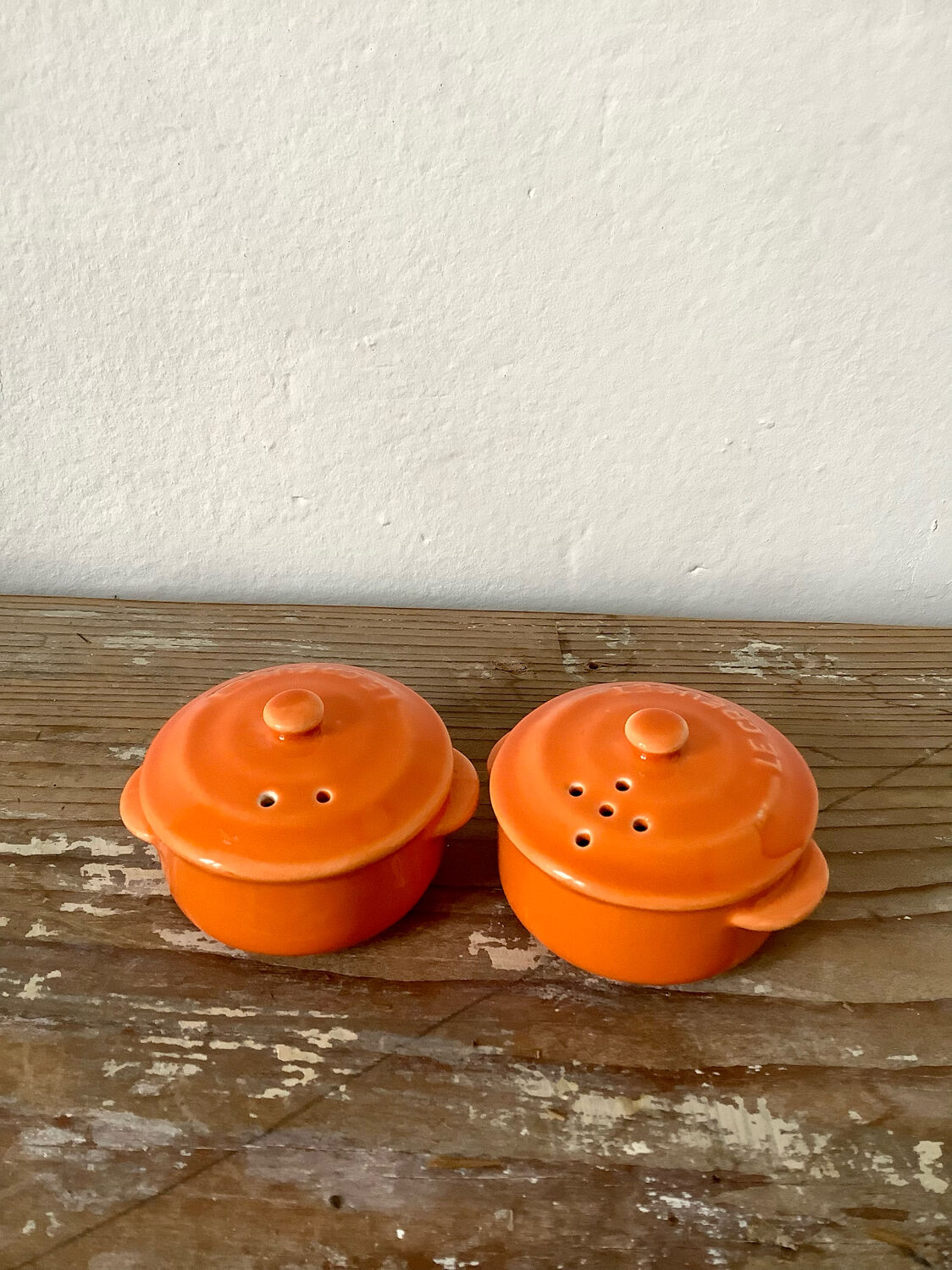 Le Creuset salt and pepper shaker