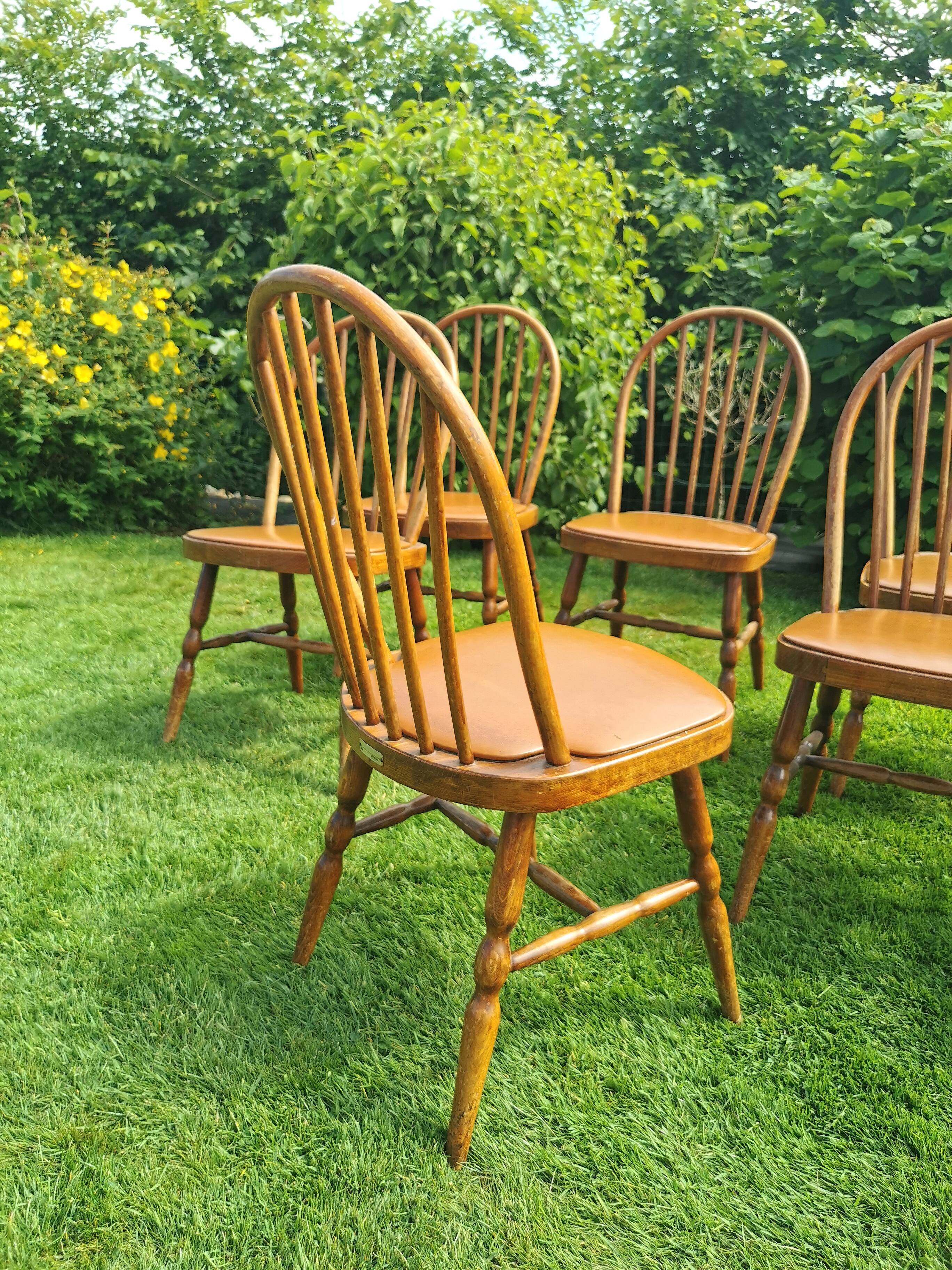 Set of 8 Baumann bistro chairs
