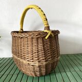 Vintage basket in woven wicker and scoubidou wire