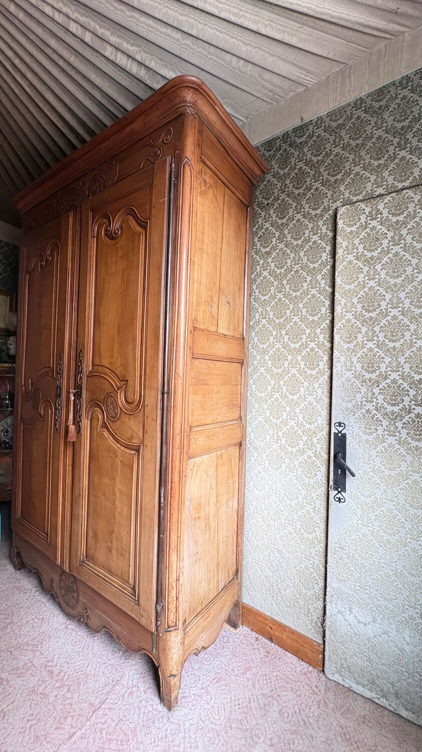 Armoire Louis XV