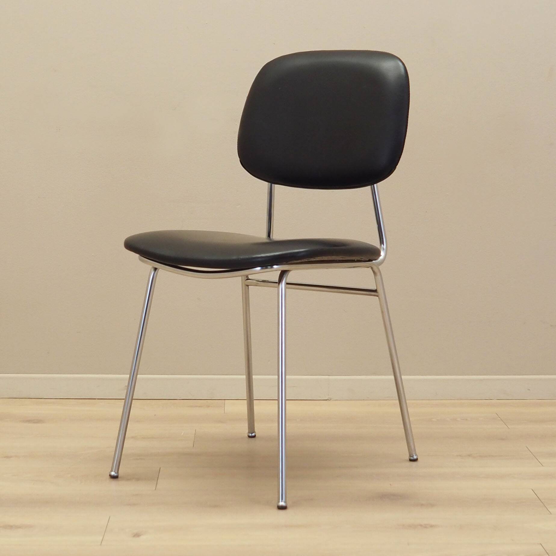 Chair, Italian design, 1970s, production: Italy