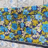 Transat multipositions en tissu fleuri, 1960-1970
