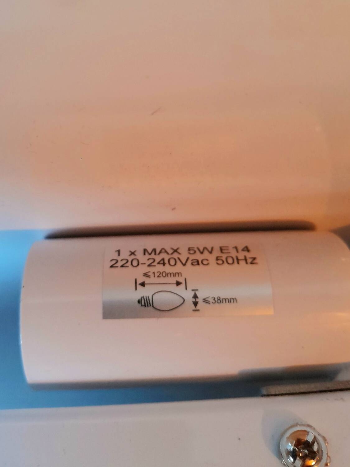 White lacquered metal wall sconces