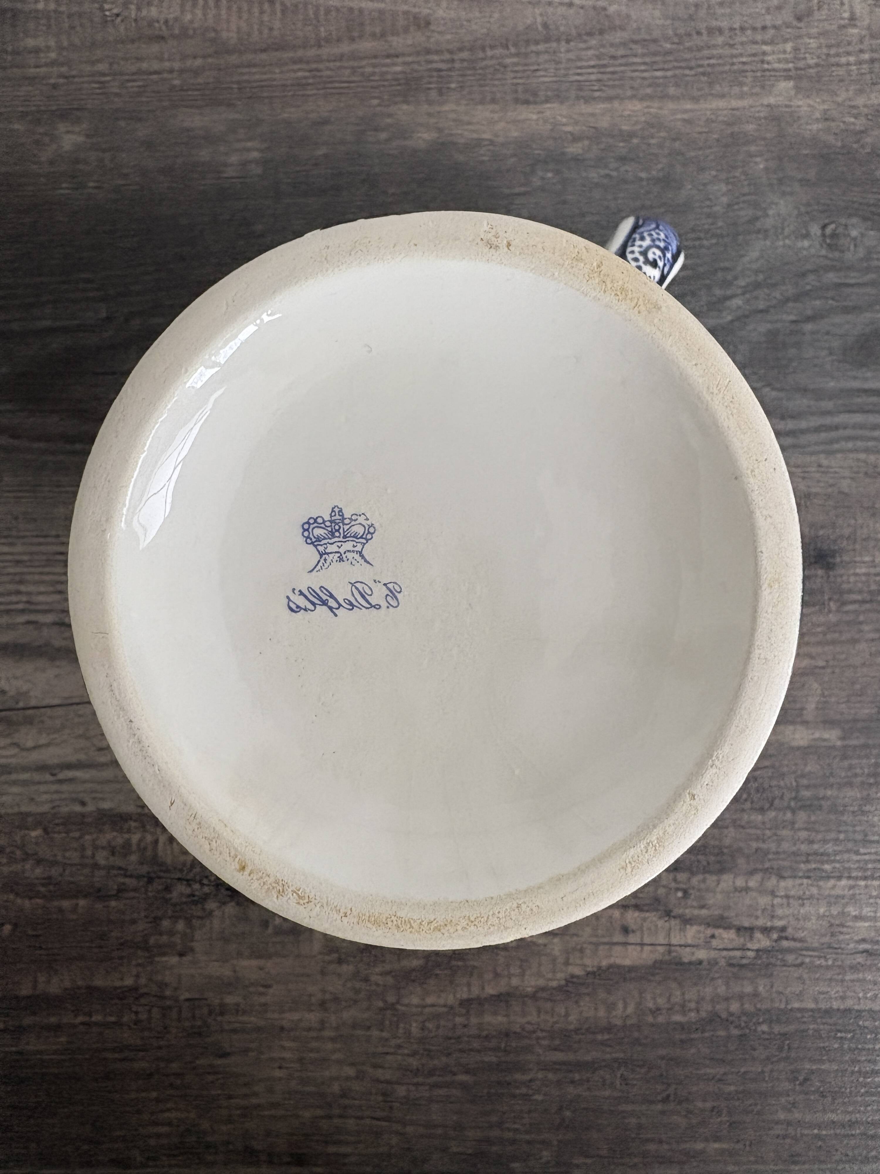 Antique Delft pitcher in blue faience – Late 19th century