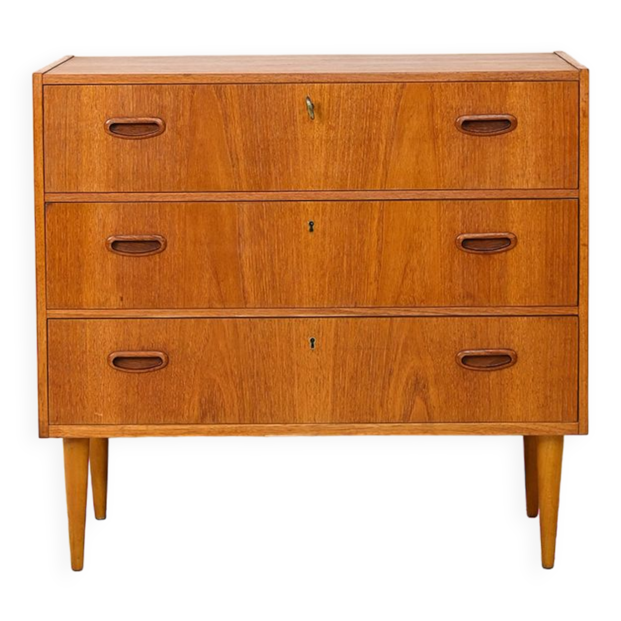 Scandinavian chest of drawers