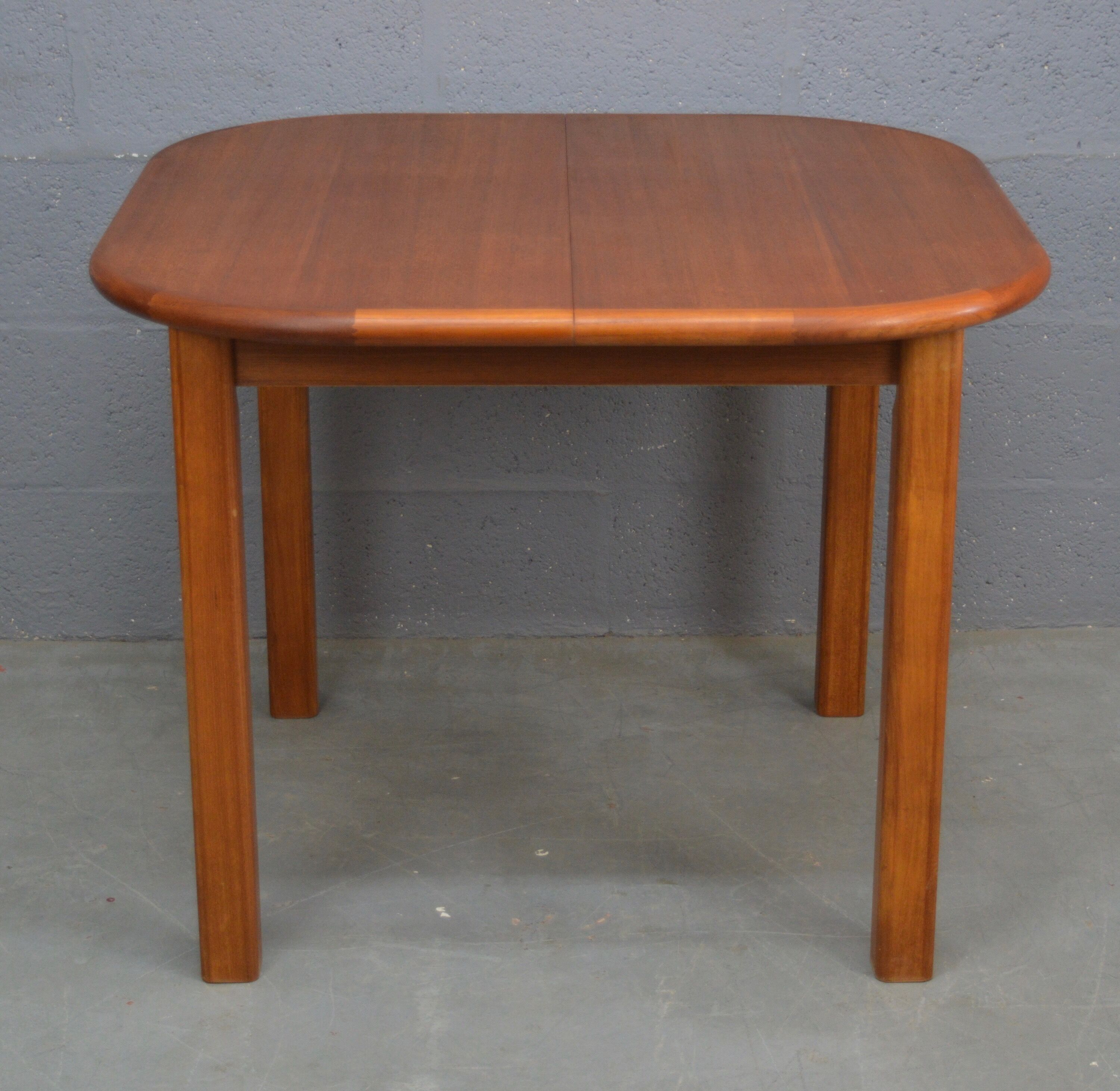 Mid Century Teak Dinning Table by D-Scan