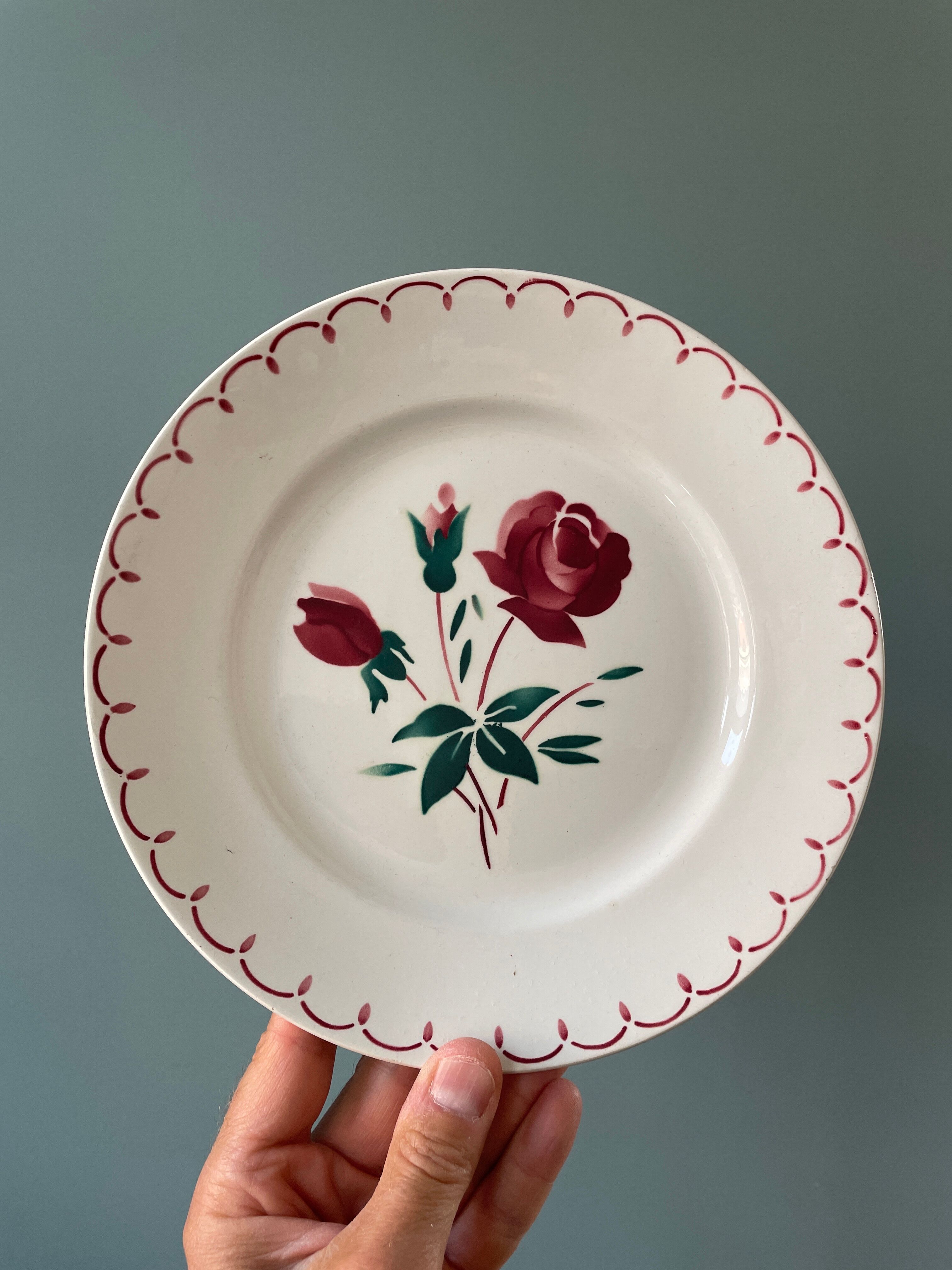 Set of 9 vintage flat plates in Badonviller earthenware