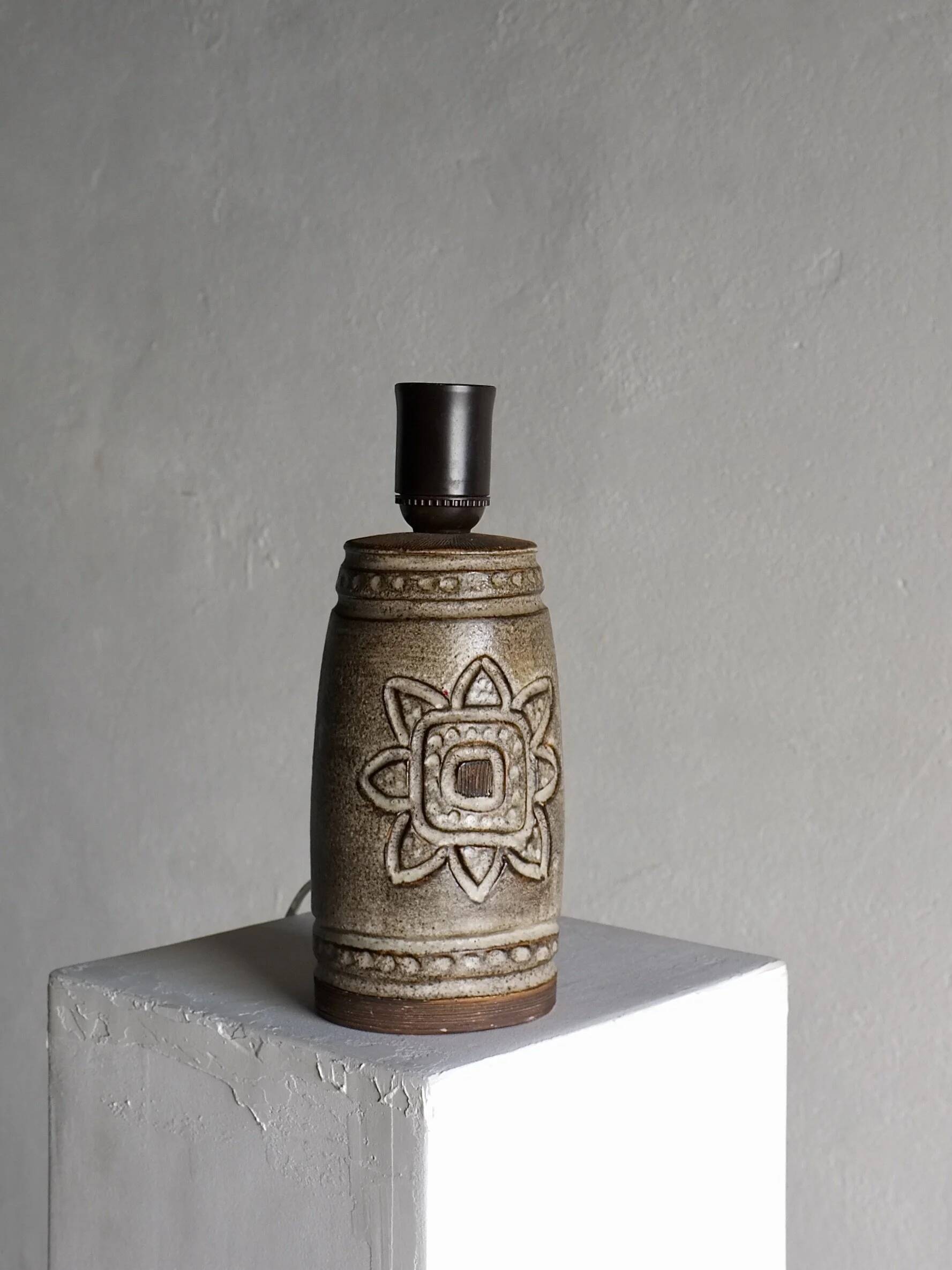 Mid-century stoneware table lamp base by Irma Yourstone | Sweden