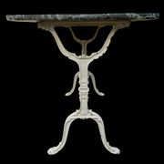 Table bistro Parisenne en fonte et marbre gris 1900